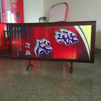 仿古灯杆灯箱 点亮城市文化与商业的双重光芒